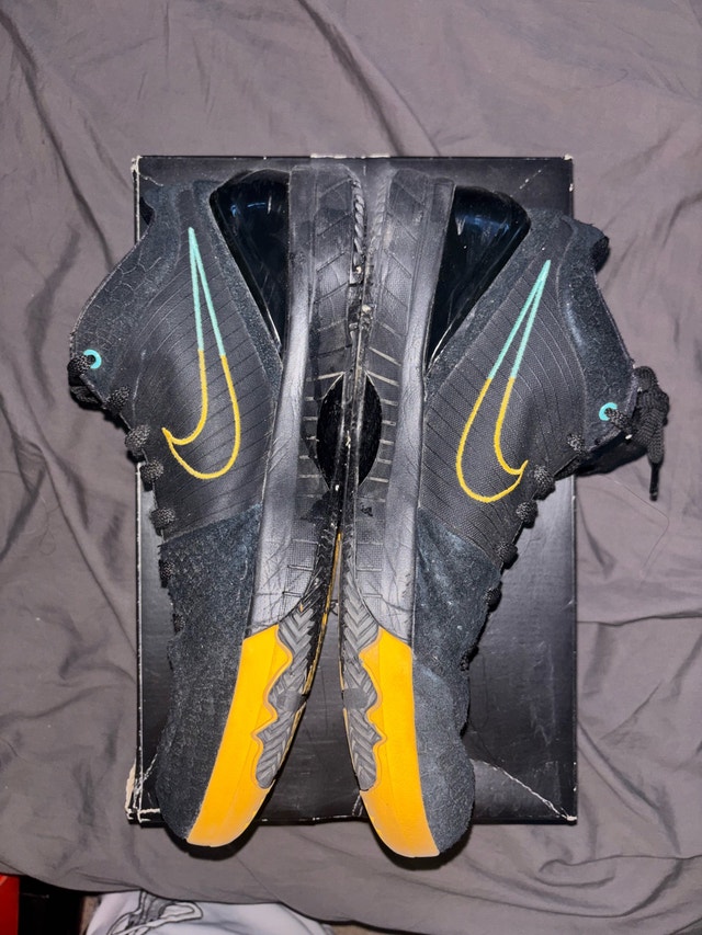 Kobe 4 Protro FTB Snake Size 11 - photo 2