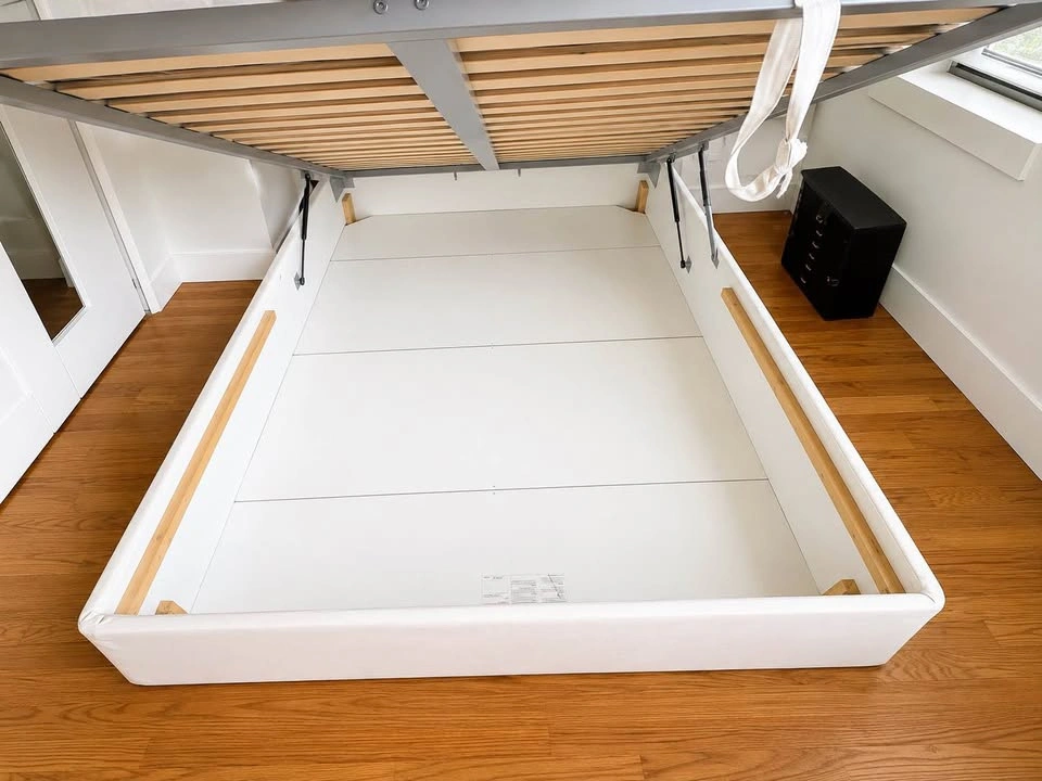 Queen Lift Storage Bed/Headboard - photo 2