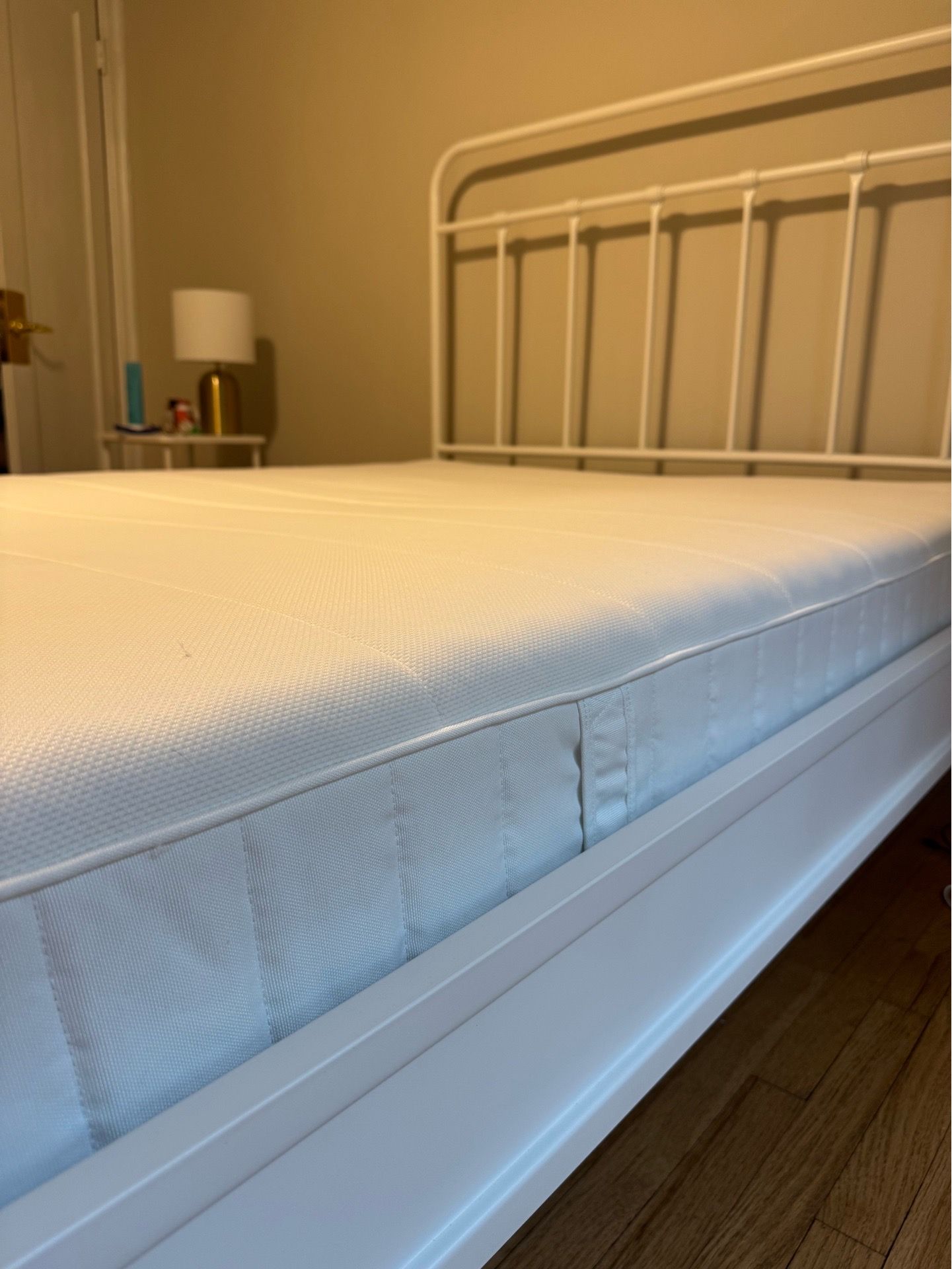Ikea bed frame and mattress - photo 3