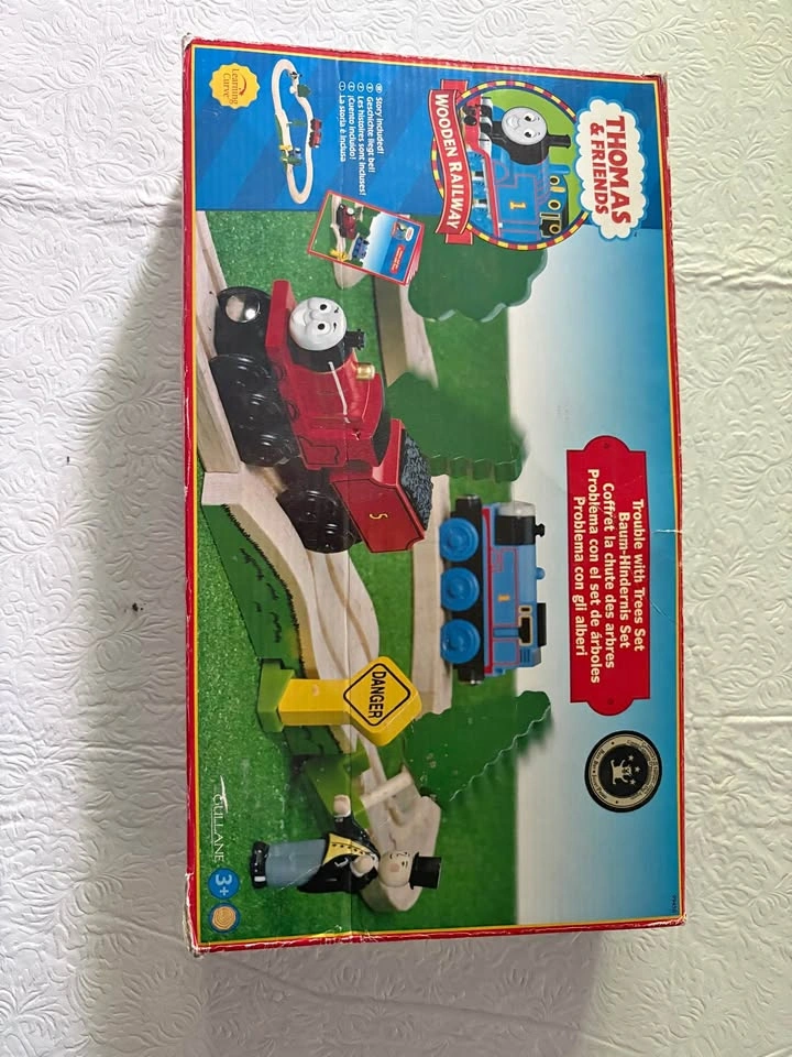 Thomas & Friends Wooden Railway Trouble with Trees Set