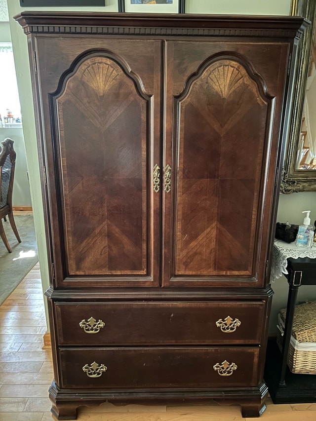 Armoire clothing dresser