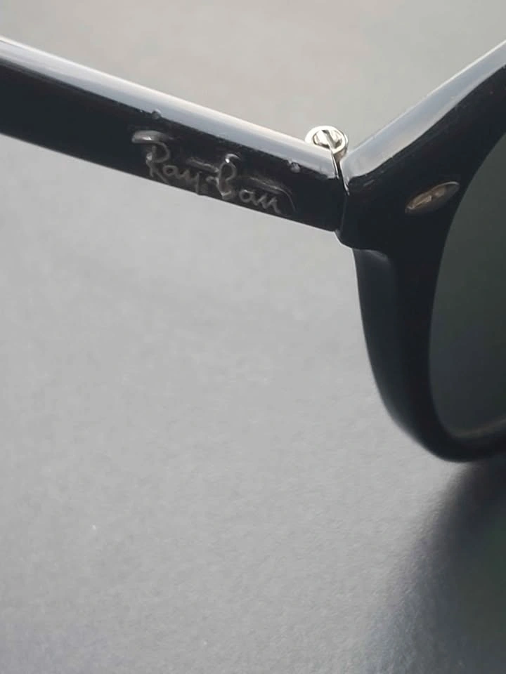 Ray-Ban RB4258 Sunglasses. Made in Italy - photo 5