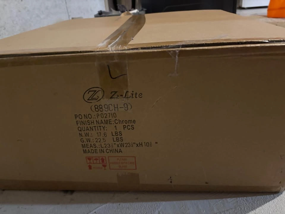 Chandelier brand new in box - photo 3