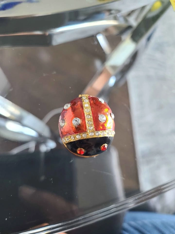 Vintage Crystal-Encrusted Red/Black Enamel Ladybug Trinket Box - photo 2