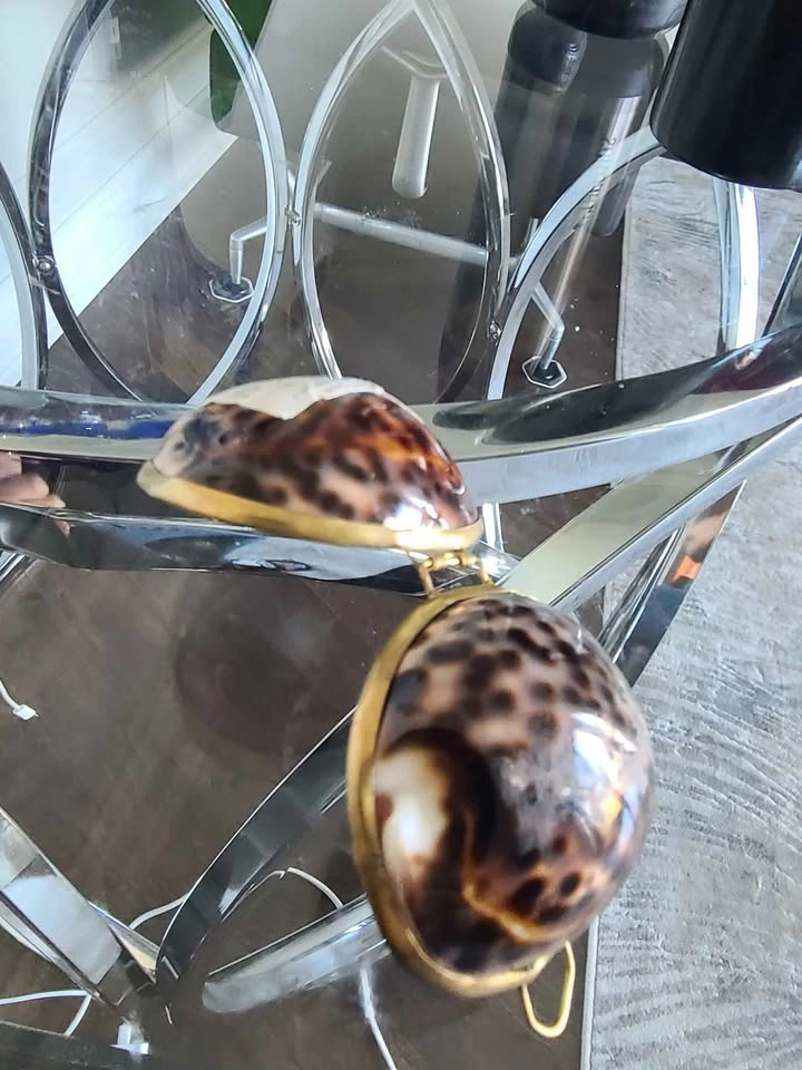 Vintage Brass and Sea Shell Trinket Jewelry Box - photo 3