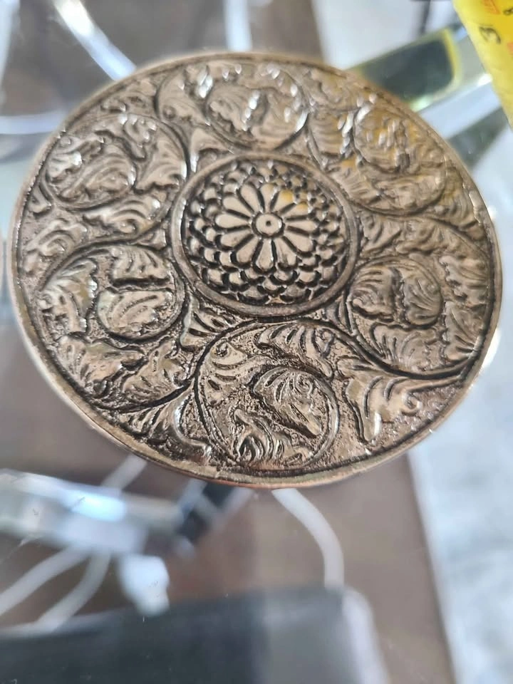 Vintage Ornate Silver-Tone Pocket Mirror - photo 2
