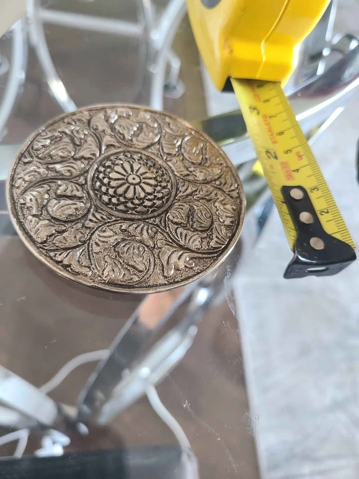 Vintage Ornate Silver-Tone Pocket Mirror - photo 3