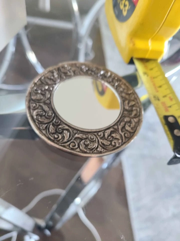 Vintage Ornate Silver-Tone Pocket Mirror - photo 4