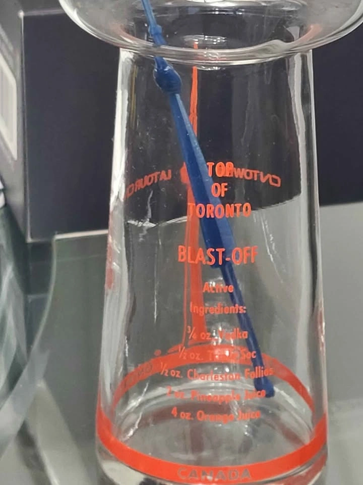 Vintage CN Tower Top of Toronto Blast-Off Souvenir Cocktail Glas - photo 5