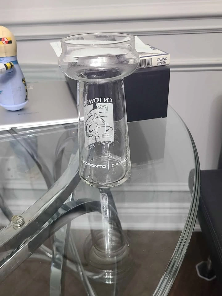 CN Tower 25th Anniversary Commemorative Glass (1976-2001) - photo 2