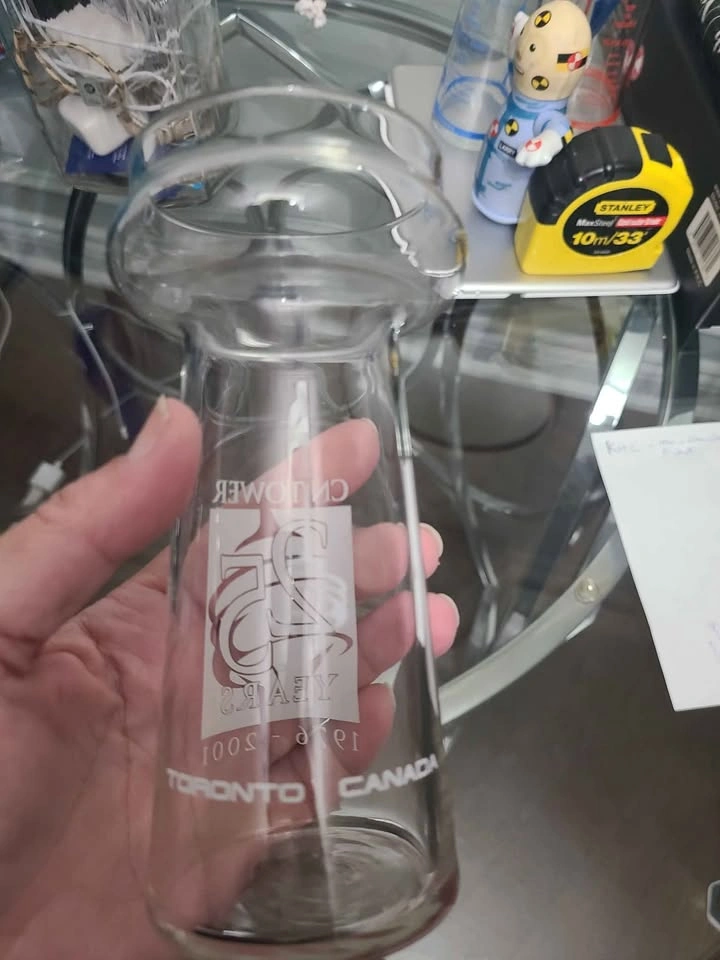 CN Tower 25th Anniversary Commemorative Glass (1976-2001) - photo 3