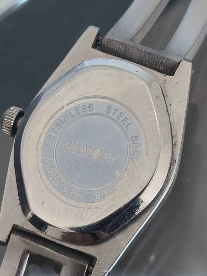 Vintage Shanell Quartz Women's Watch - photo 4