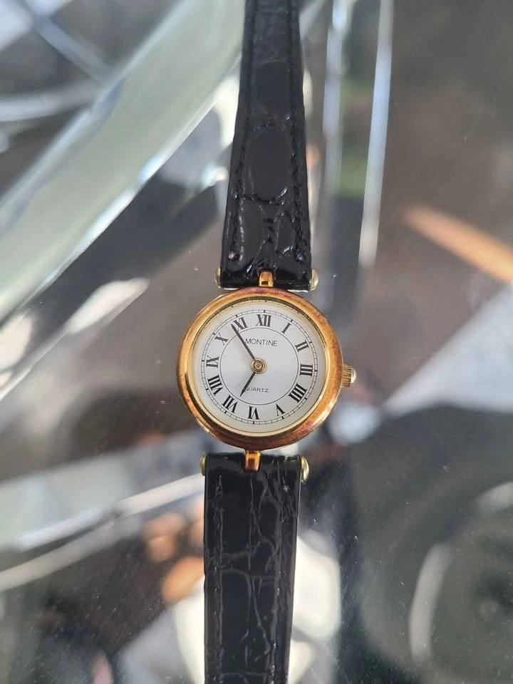 Vintage Ladies Montine Quartz Watch - photo 2