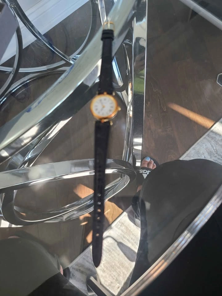 Vintage Ladies Montine Quartz Watch - photo 4