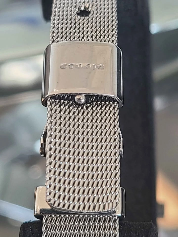 New STUDIO woman wrist watch - photo 4