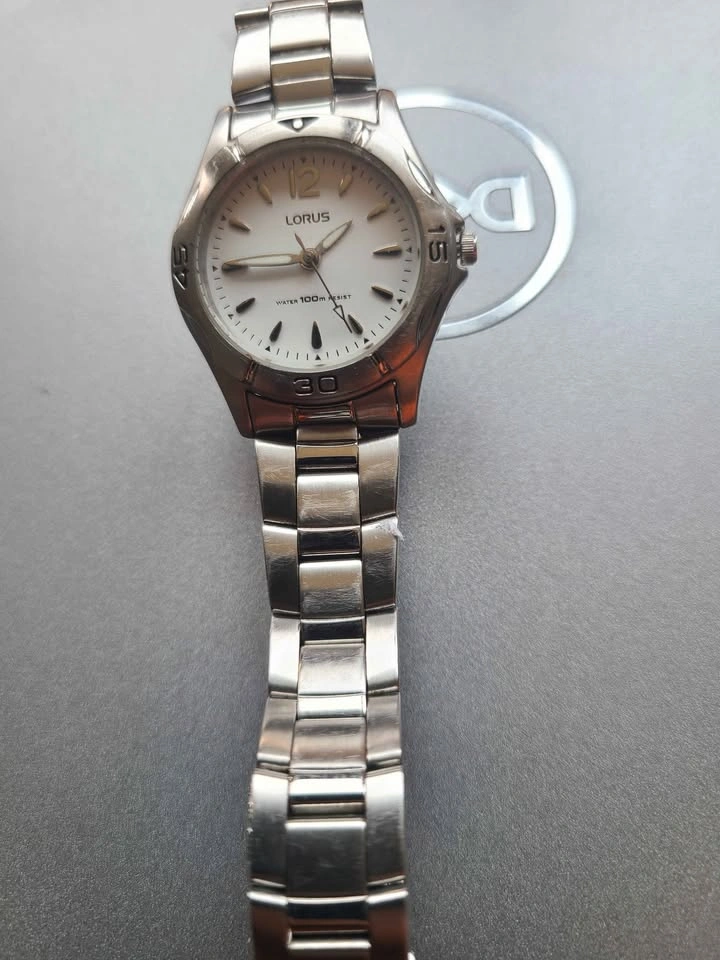 Lorus V501-X380 Stainless Steel Watch ladies - photo 2