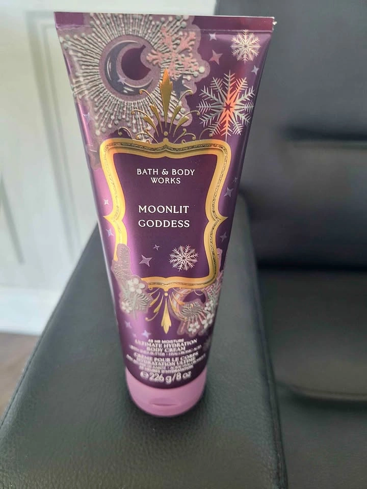 New Bath & Body Works Moonlit Goddess Body Cream