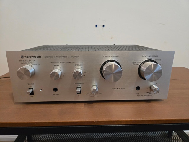 Vintage Kenwood KA-305 Stereo Amplifier