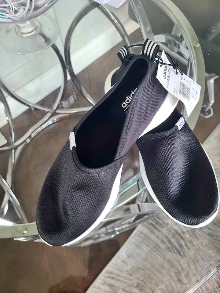 New adidas Lite Racer Slip-On Shoes size 10