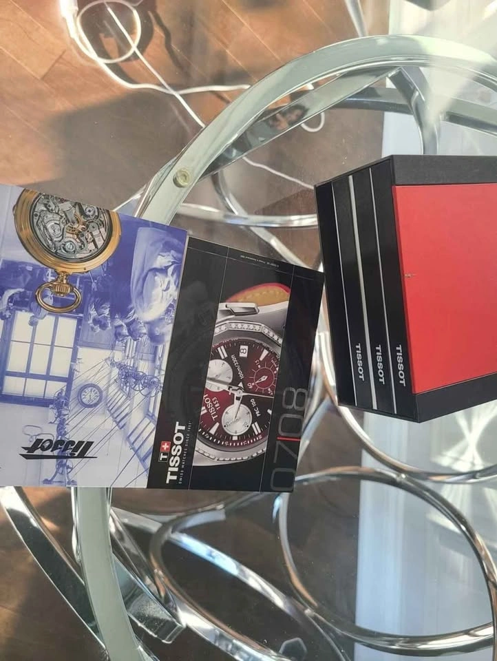 Tissot Watch Box with Manuals - photo 2
