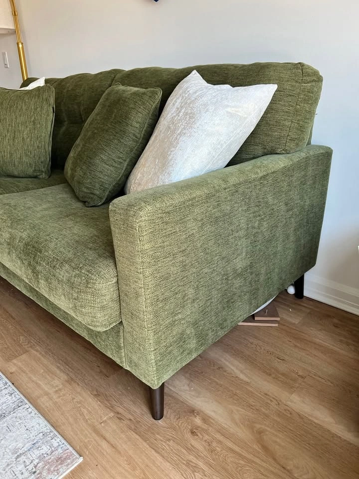 Ashley Bixler Couch - photo 4