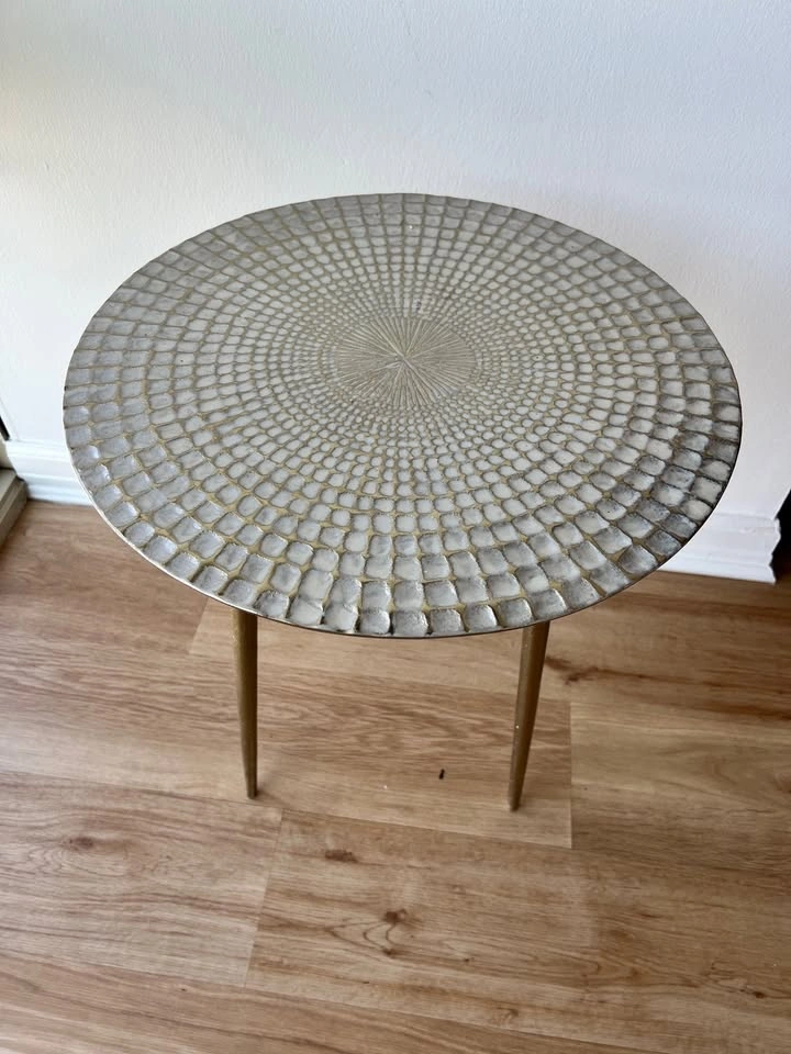 Modern Decor Table - photo 2