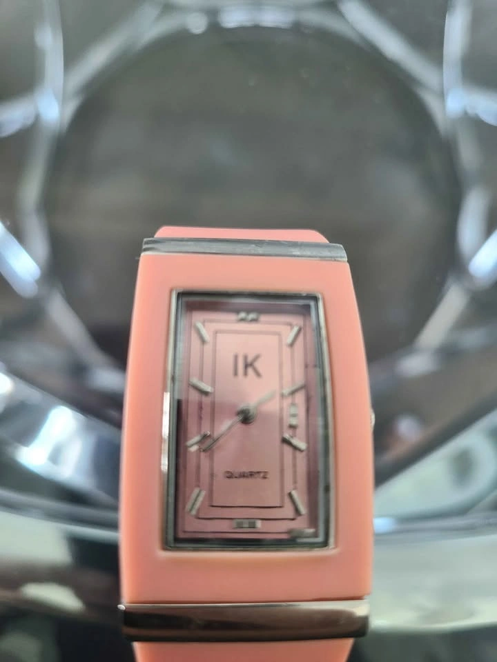 IK Quartz Pink Rectangular Watch - photo 3