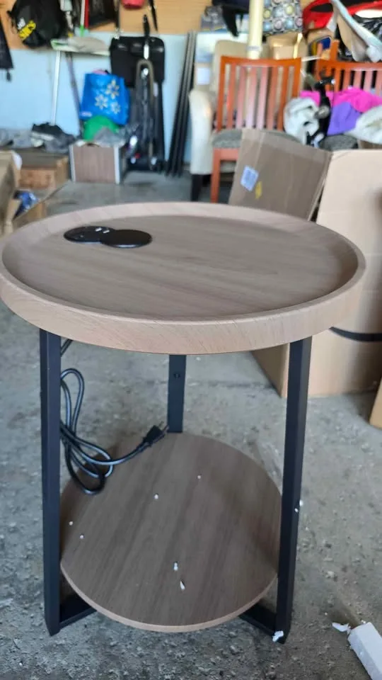 Round end table with charging ports image indicator(8)