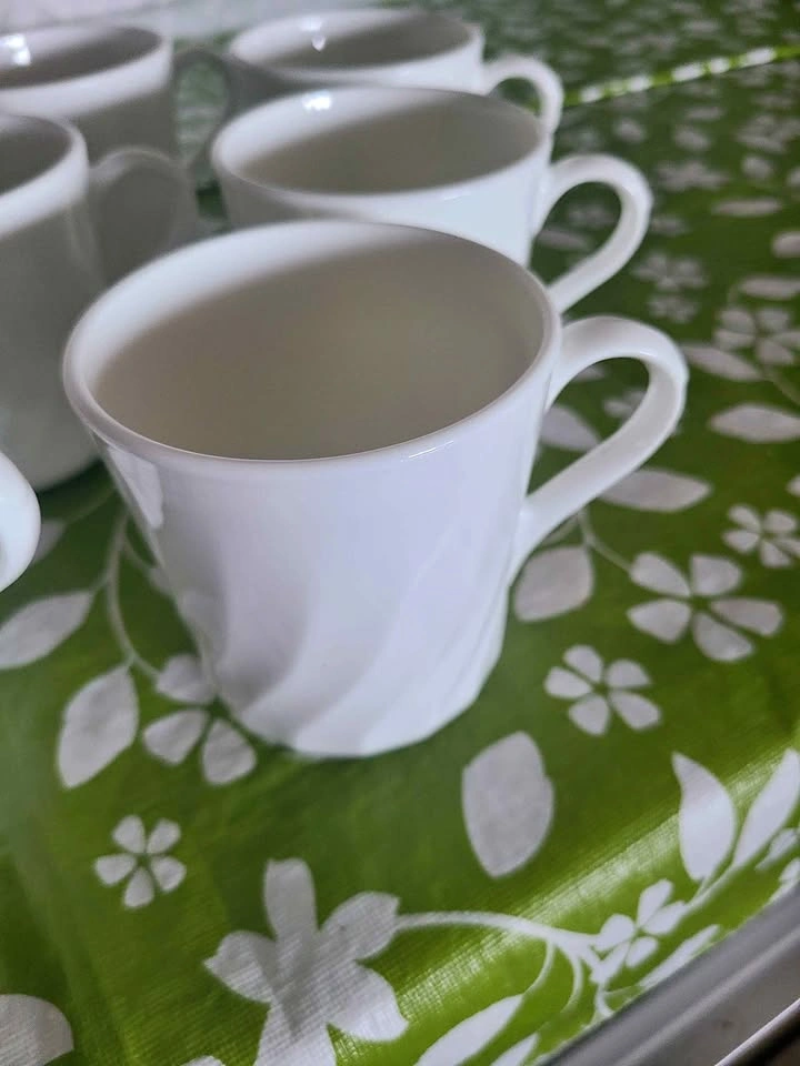 Vintage Corning White Swirl Mugs - Set of 6