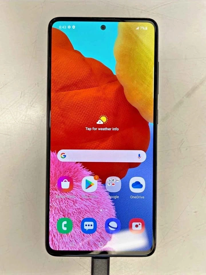 Samsung Galaxy A51 64GB Unlocked DUAL SIM great condition