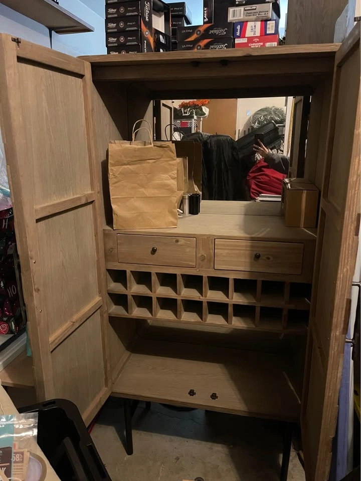 Muse and merchant liquor cabinet - photo 4