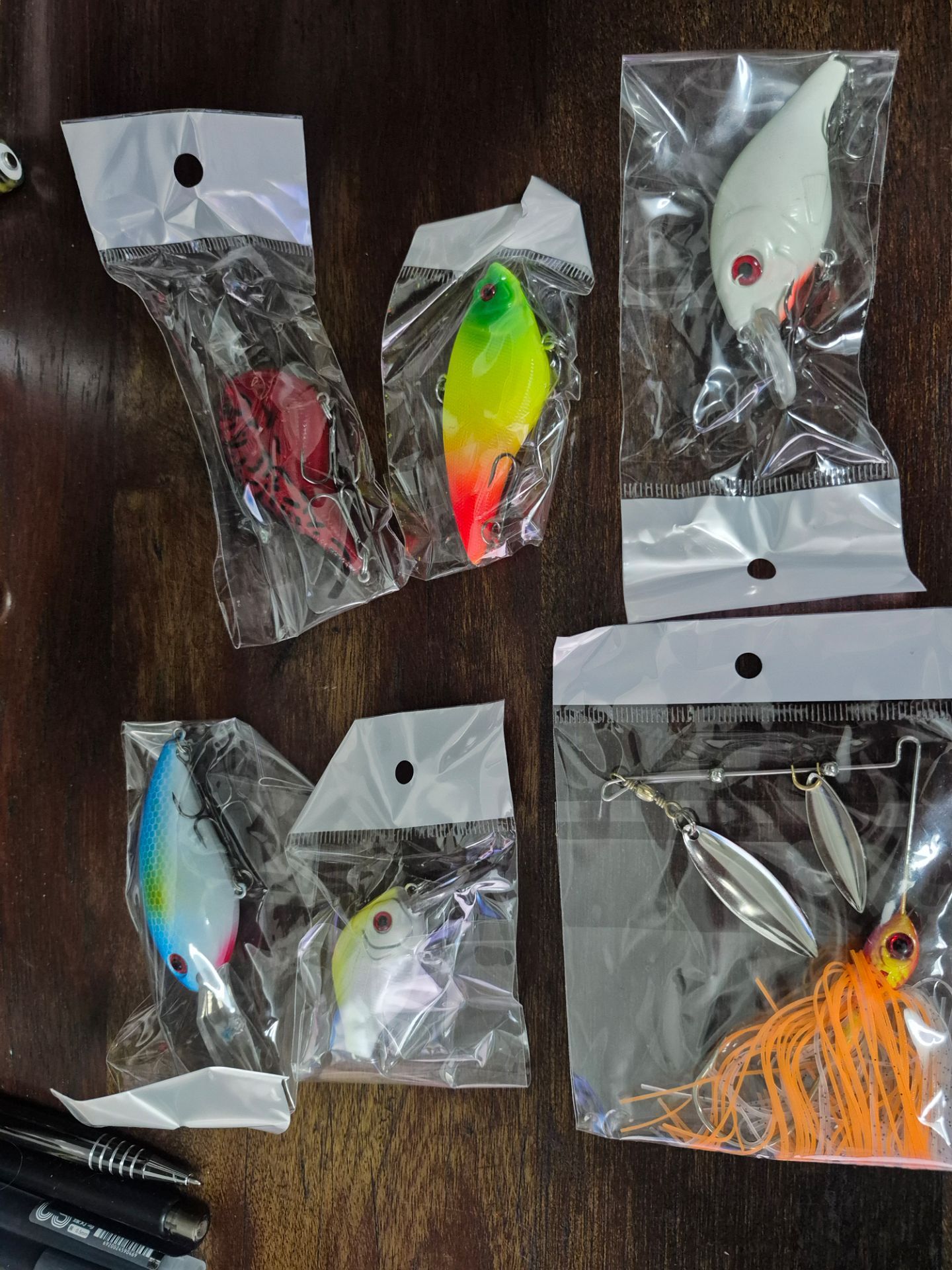 Fishing lures baits set of 6 new