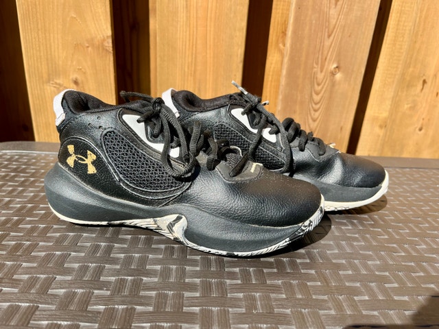 Lockdown 6 basketball shoes (kids)