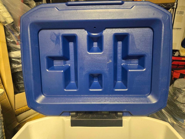 Coleman 50 Quart Xtreme Wheeled Cooler - photo 5