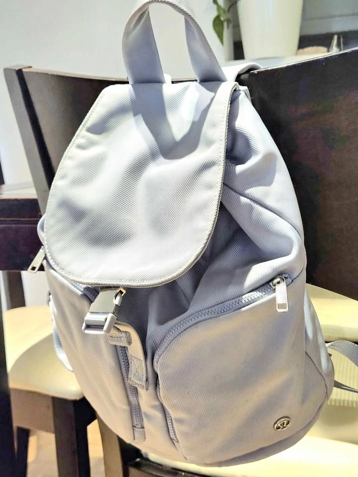 Lululemon Carry Onward Rucksack Mini 9L - Berry Mist