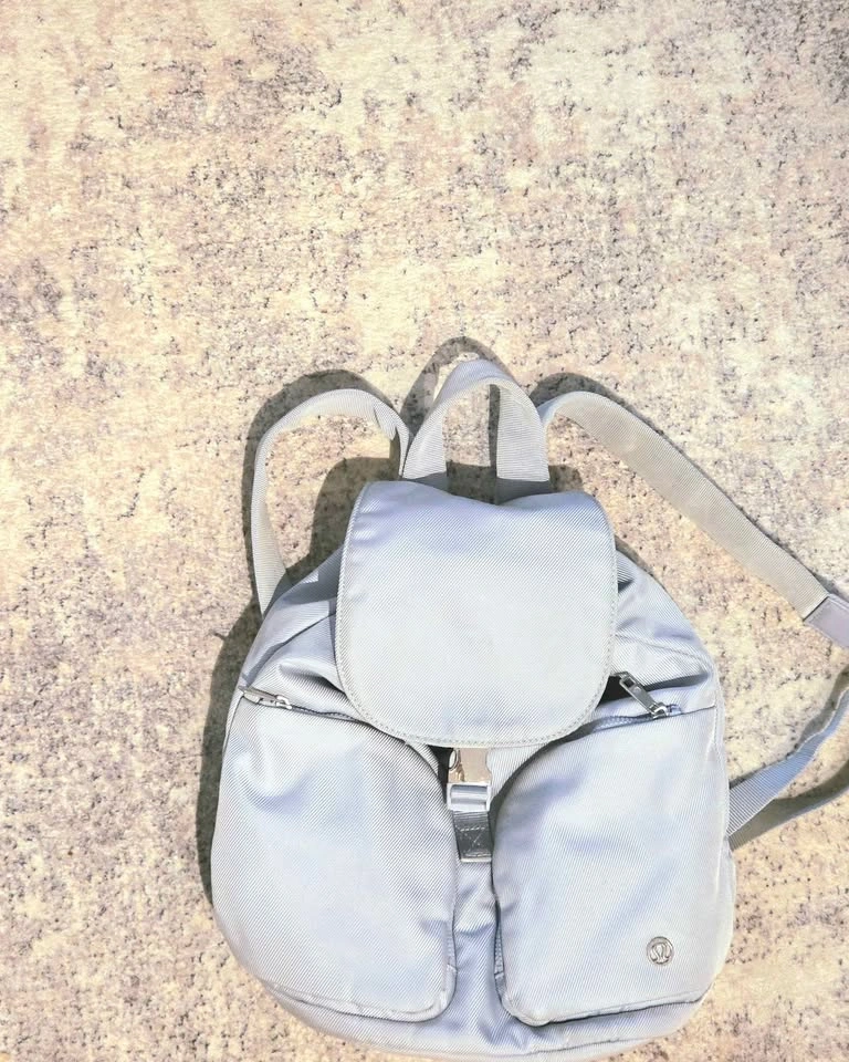 Lululemon Carry Onward Rucksack Mini 9L - Berry Mist - photo 4