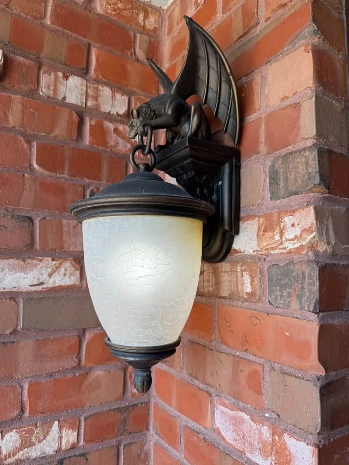 Triarch International TriStone Lion Outdoor Wall Light (6) - photo 2