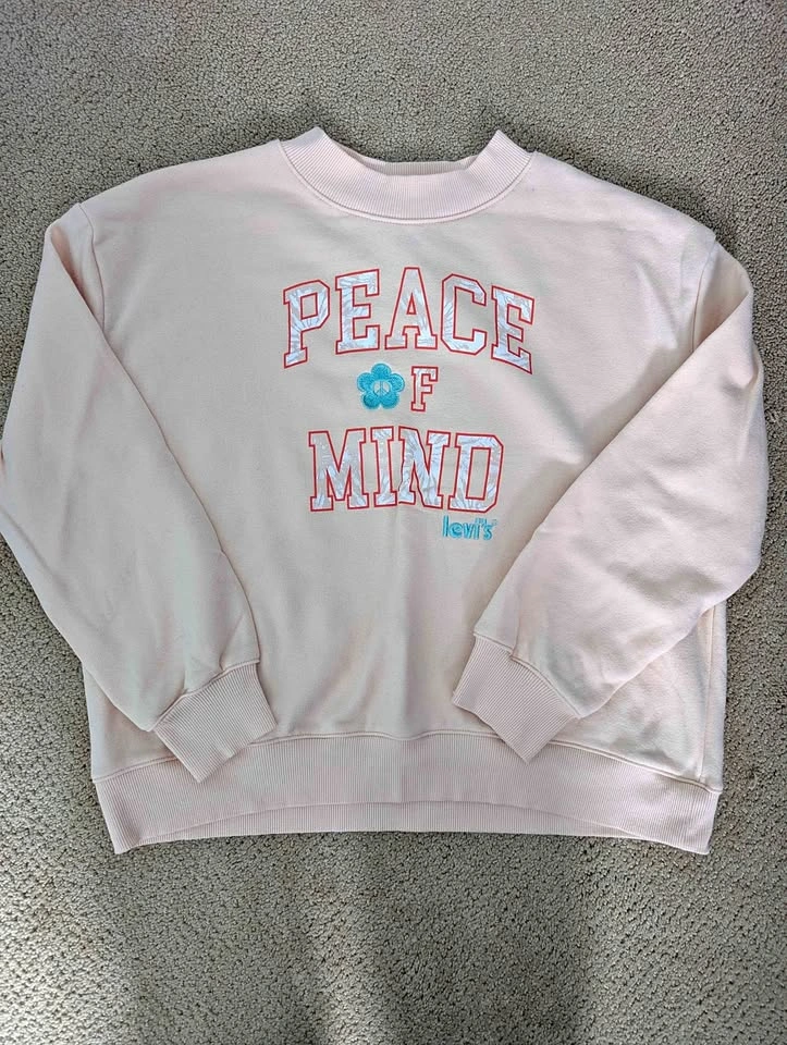 Levi's Crewneck sweater Youth size XL