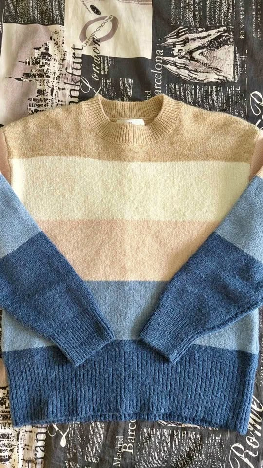 H&M Sweater