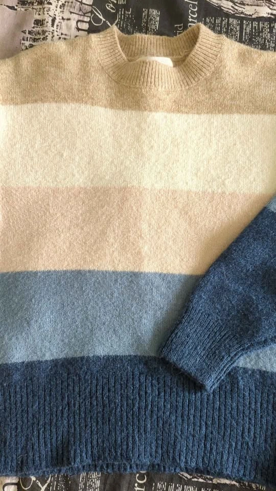 H&M Sweater - photo 2