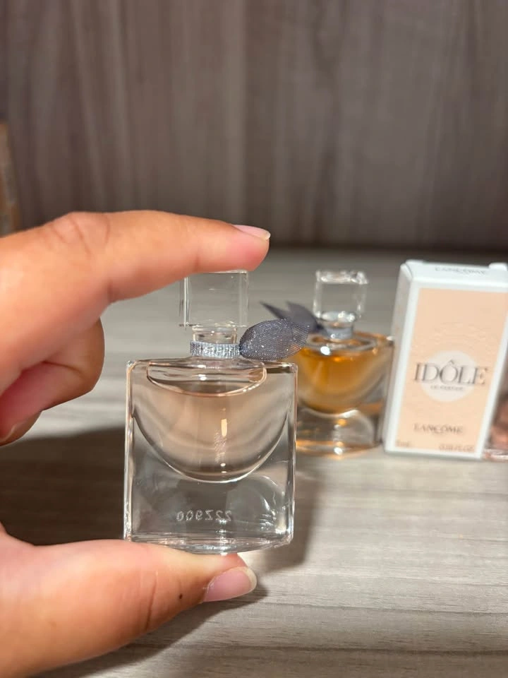 Lancôme Mini Perfume Set: La Vie Est Belle & Idôle - photo 2