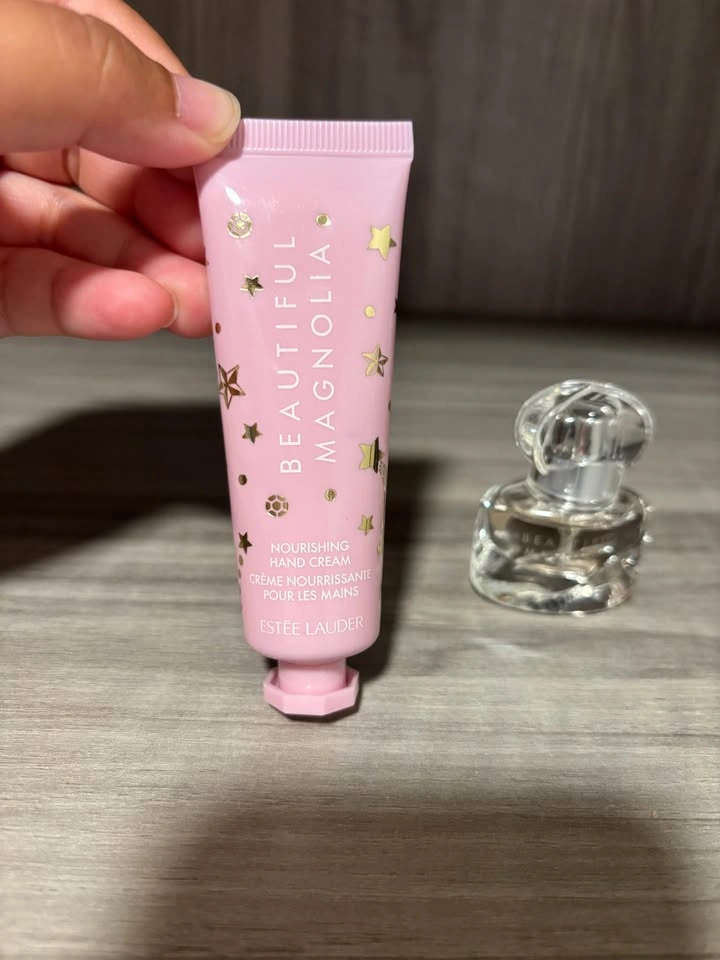 Estée Lauder Beautiful Magnolia Duo – Hand Cream & Perfume - photo 2