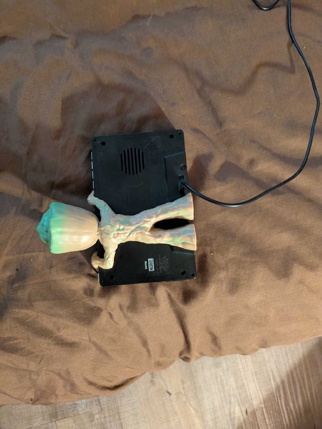 Marvel Groot Cosmic Mix Alarm Clock - photo 2