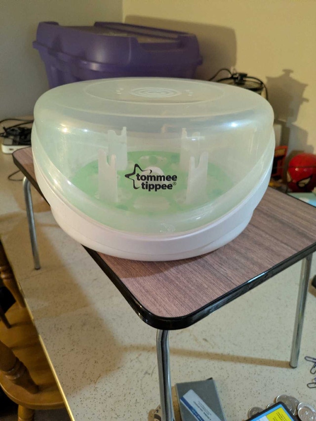 Tommee Tippee Microwave Sterilizer