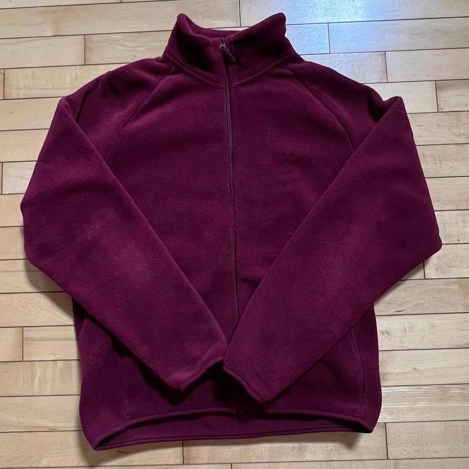 Maroon Uniqlo Burgundy Fleece - photo 3