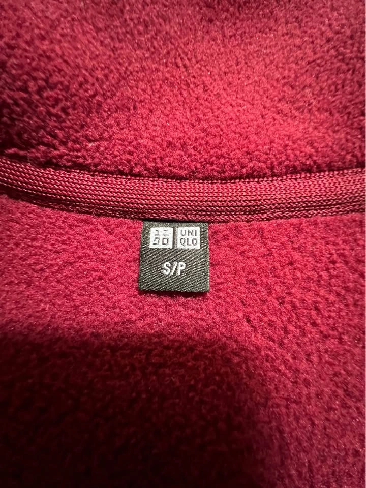 Maroon Uniqlo Burgundy Fleece - photo 5