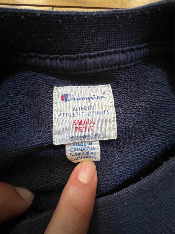 Blue Champion Long Sleeve – Size Small - photo 5