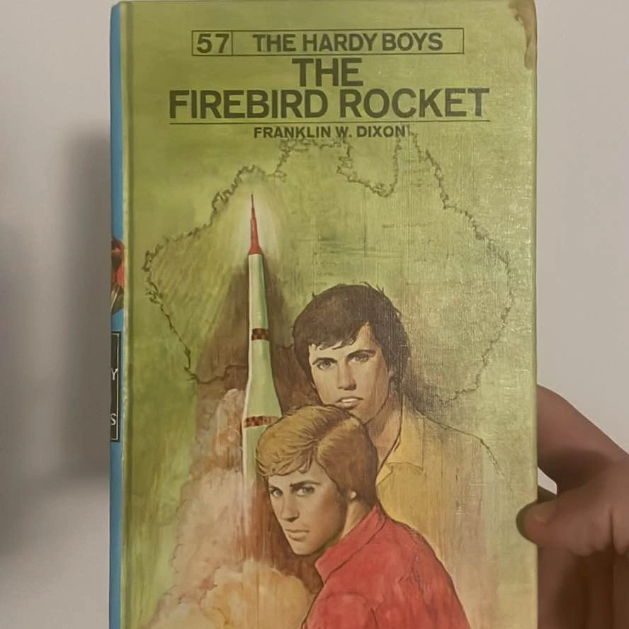 The Hardy Boys Collection Books 1-10 and Volume 57 - photo 3