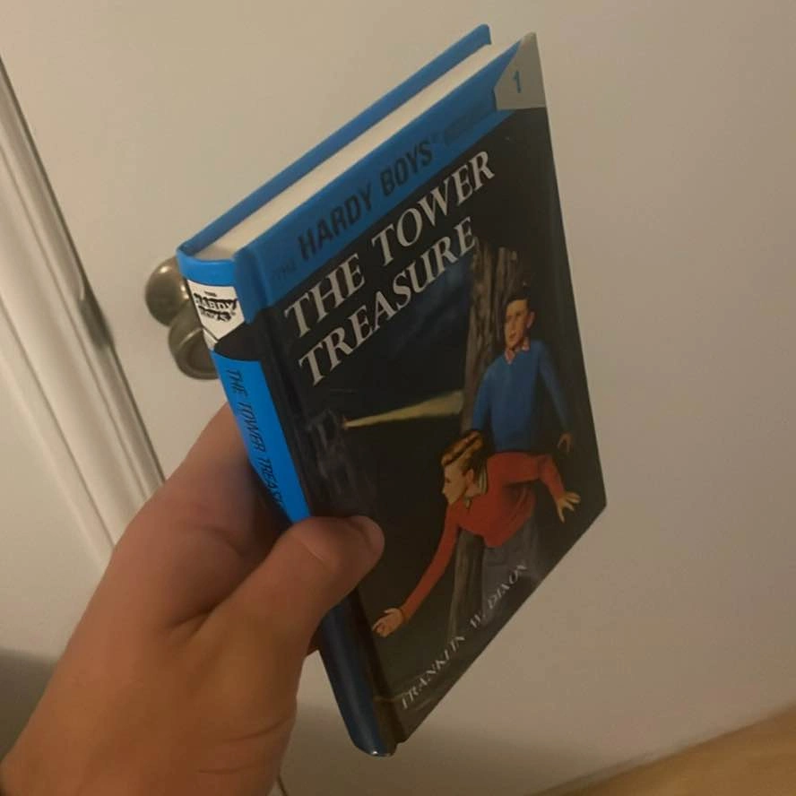 The Hardy Boys Collection Books 1-10 and Volume 57 - photo 4