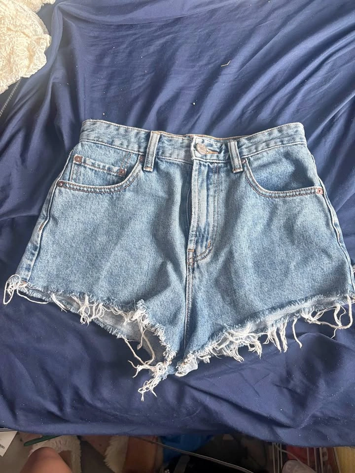 denim shorts - xs
